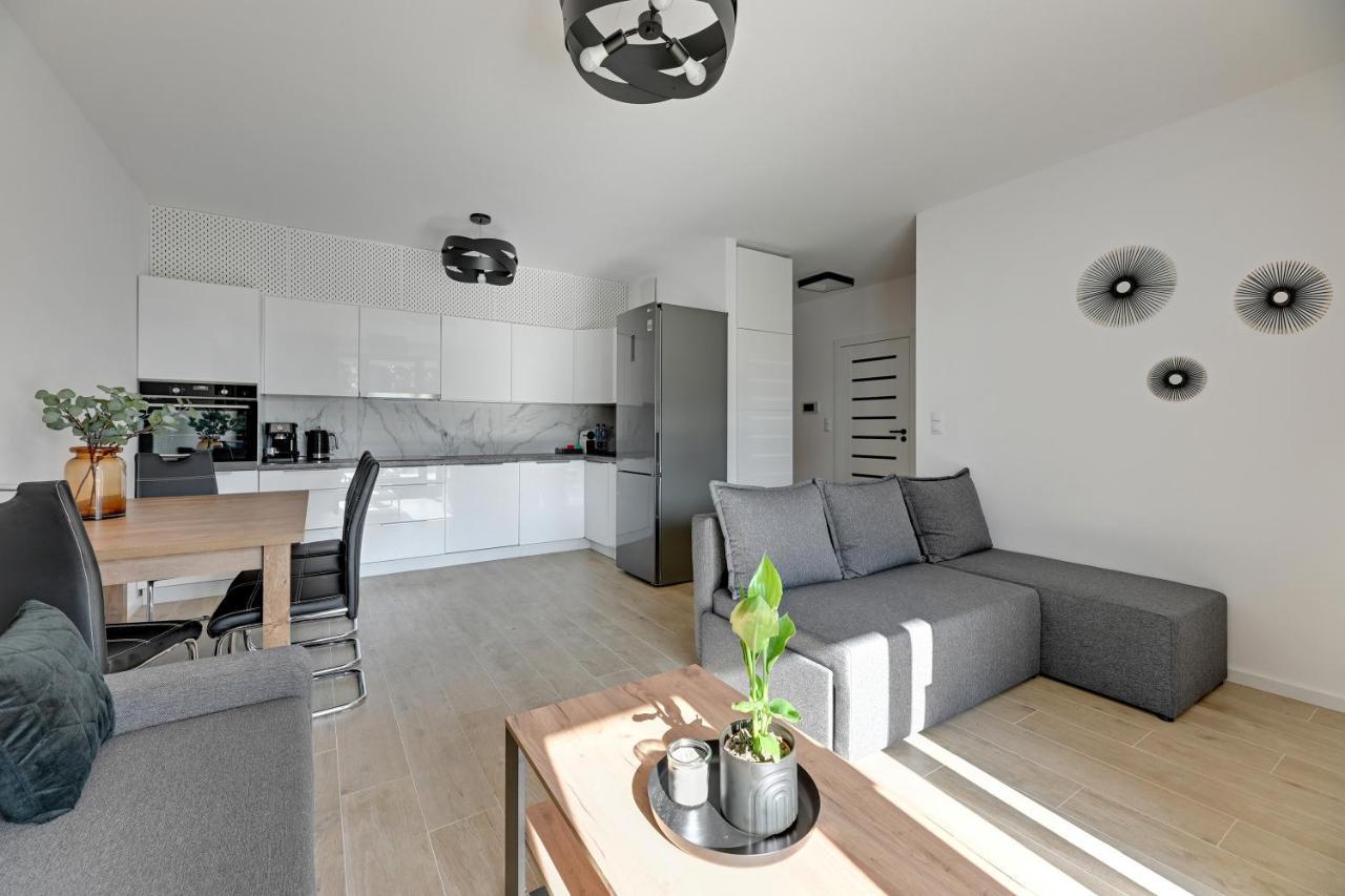 Tarasy Baltyku Seaside, Sauna, Gym & Free Parking By Downtown Apartments Гданск Екстериор снимка